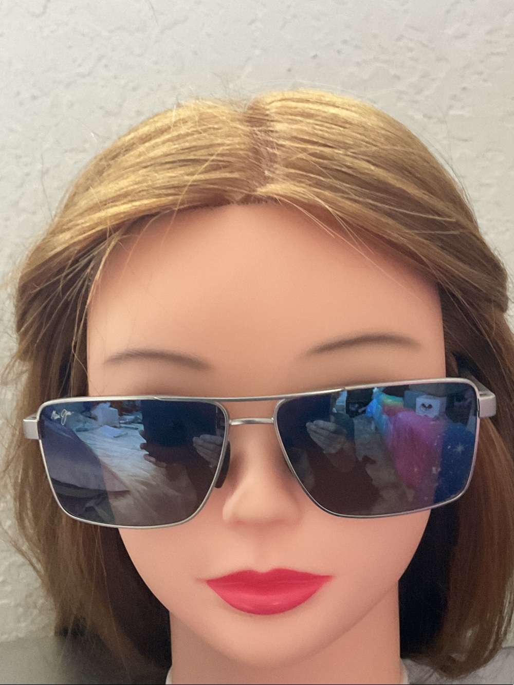 New Maui Jim Pika L Men’s Sunglasses with silver frames blue lens